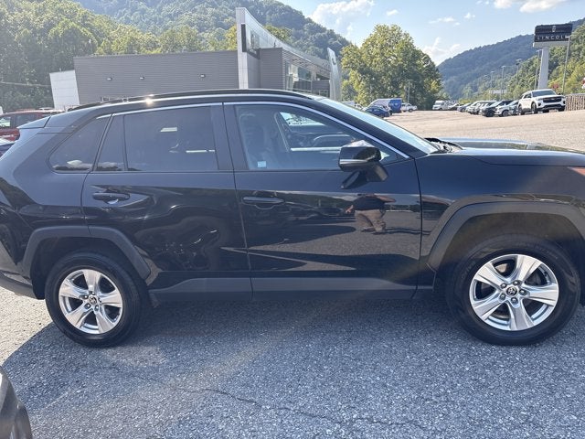 2021 Toyota RAV4 XLE AWD