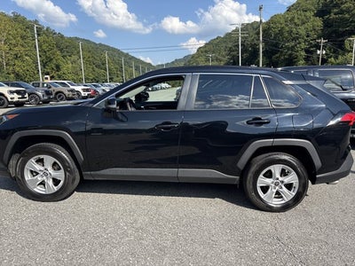 2021 Toyota RAV4 XLE AWD