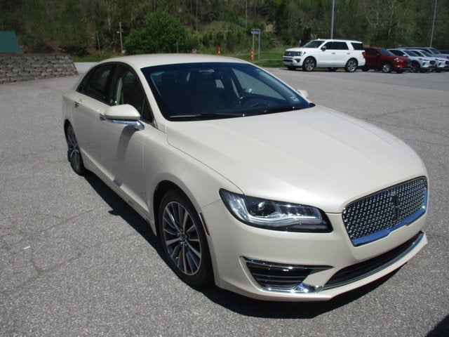 2018 Lincoln MKZ Base/Premiere