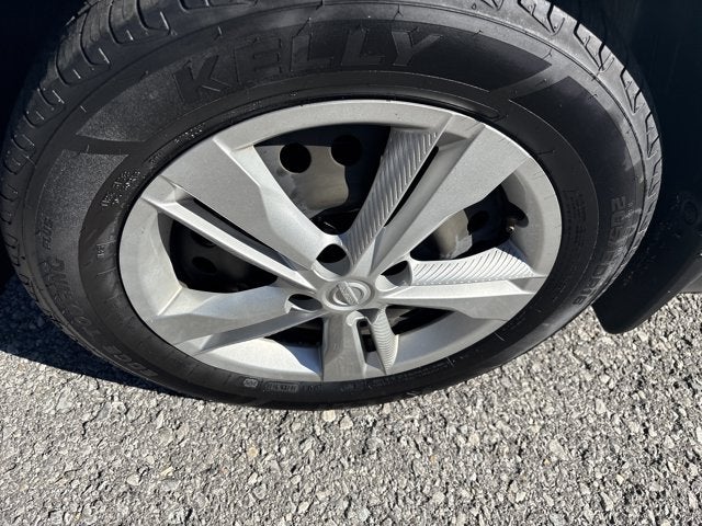2023 Nissan Kicks S FWD