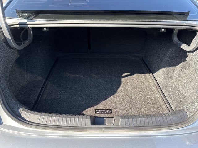 2024 Volkswagen Jetta SPORT AUTO
