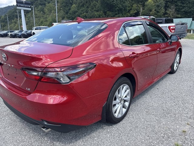 2024 Toyota Camry LE AUTO