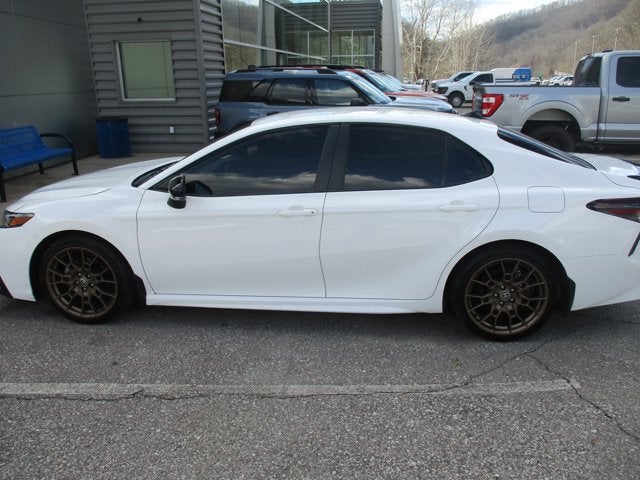 2023 Toyota Camry SE AUTO AWD