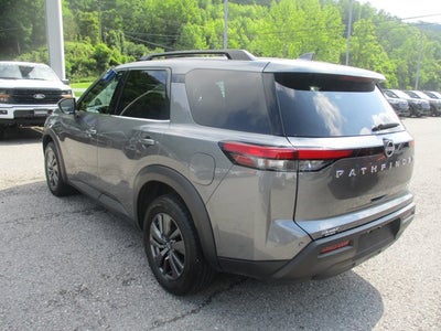 2025 Nissan Pathfinder SV 4WD