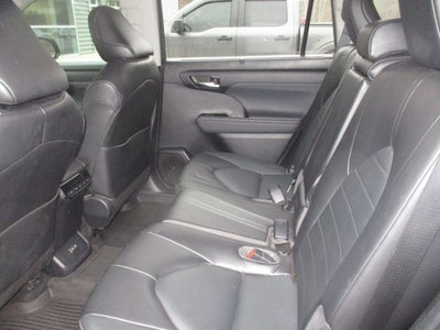 2022 Toyota Highlander XLE AWD